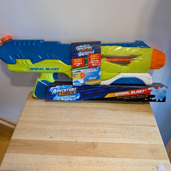 Kids Water Pistol Adventure Force Water Strike Spiral Blast - Picture 1 of 2
